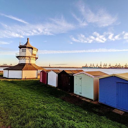 Arts House Centre Of Harwich Harbour Villa Ngoại thất bức ảnh