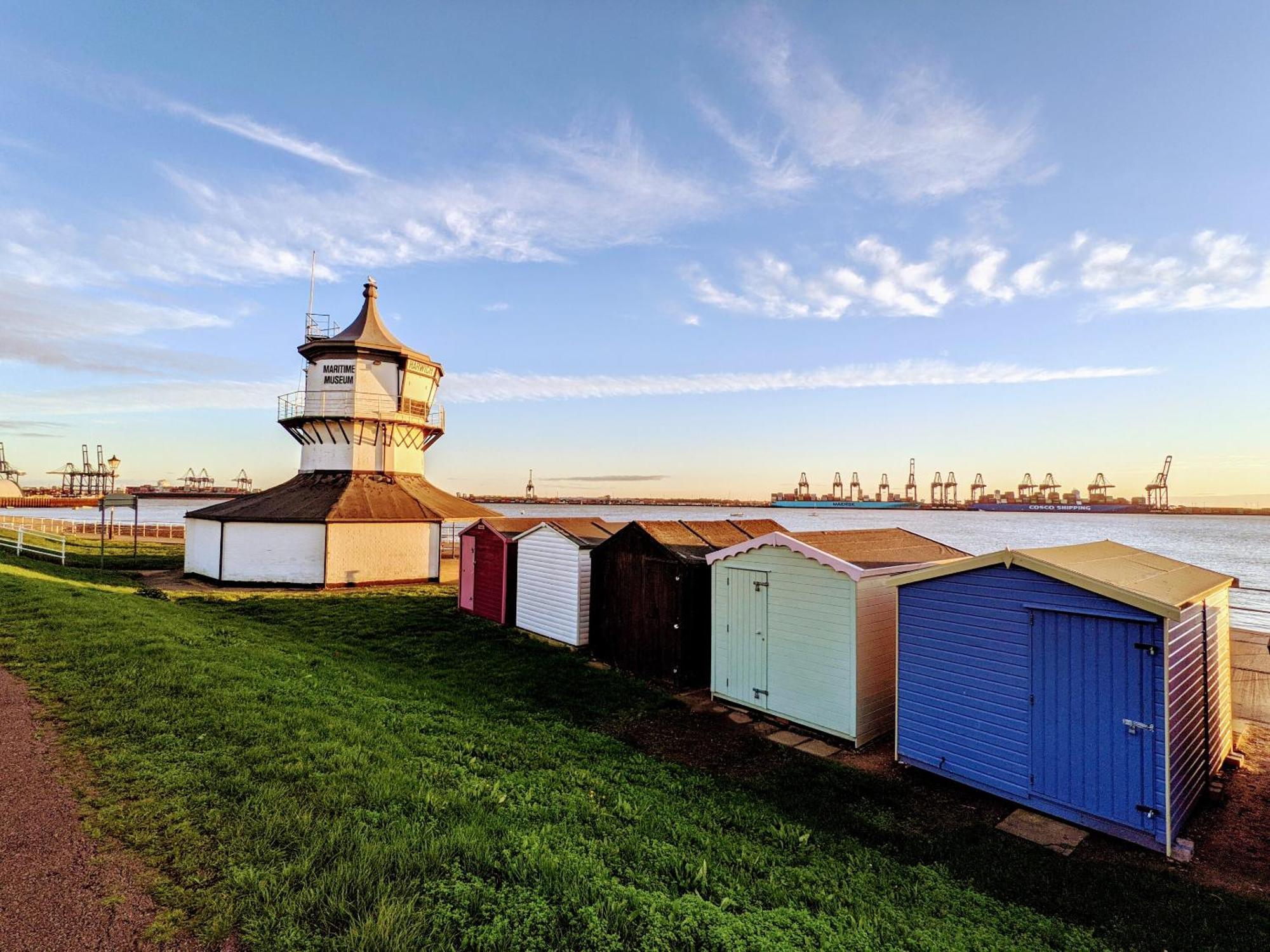 Arts House Centre Of Harwich Harbour Villa Ngoại thất bức ảnh